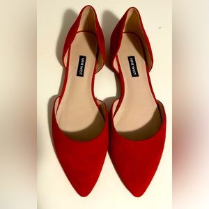 EUC! Nine West D’Orsay burnt orange suede flats. Sz 10